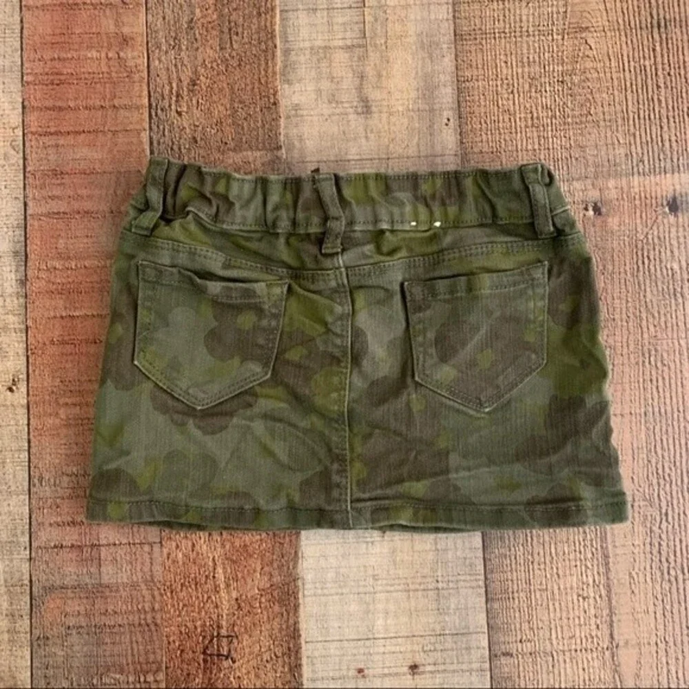 Joe fresh girls green camo skirt - 5